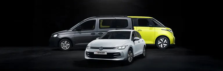 Eine Range von Volkswagen Modellen: Links der VW Caddy California, in der Mitte der VW Golf und rechts der VW ID. Buzz.